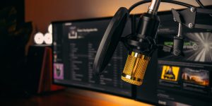 podcaster template episodes page header img 300x150.jpg